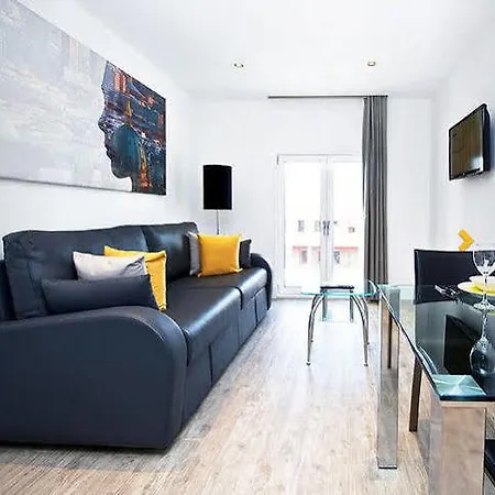 Aparthotel Staycity Greenwich High Road 3*