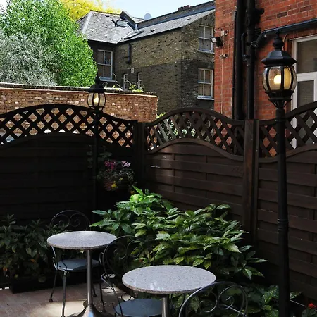 Hostel Abercorn House *