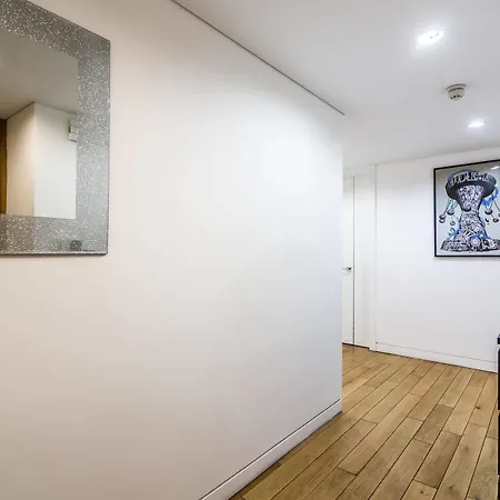 Chic Residency At Marble Arch London