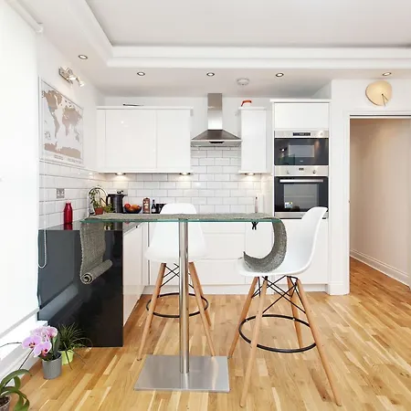 Italianflat - Stamford Bridge Apartmán *
