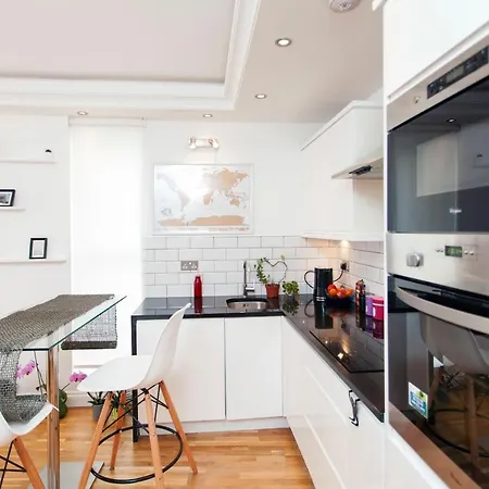 Italianflat - Stamford Bridge *