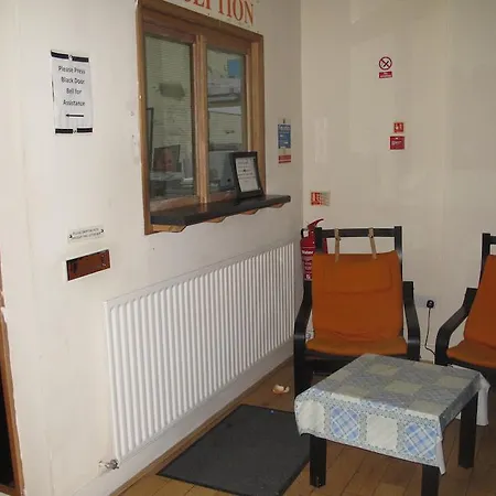 Bed & Breakfast A To Z 2*