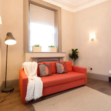 Apartment Emperors Gate By Allo Housing