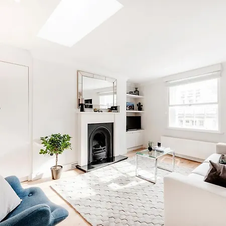 Be:piccadilly Circus Apartment