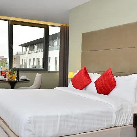 So Park Battersea 4* London