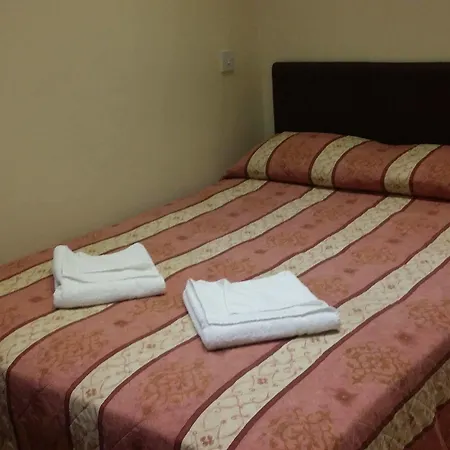 Notting Hill Gate Otel Londra