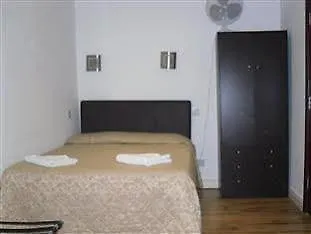 Notting Hill Gate Otel Londra
