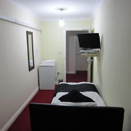 View - Road Market Hotel 2*
