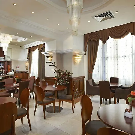 Hotel Royal Eagle