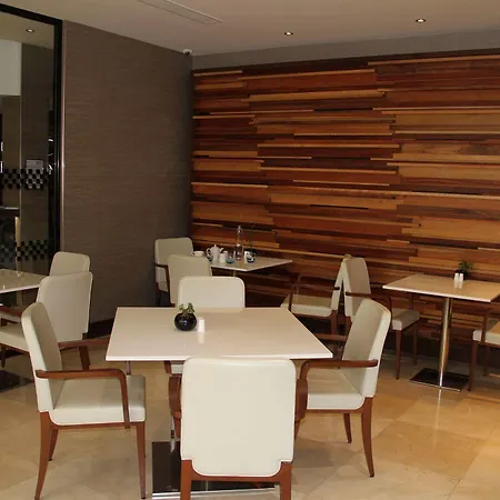 Park Grand Kensington Hotel