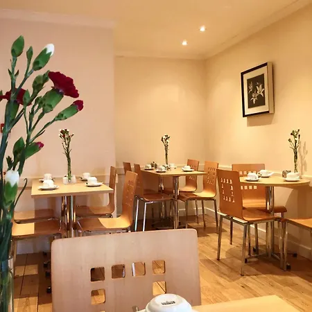 Lord Jim Kensington Hotel London