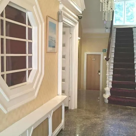 Lord Jim Kensington Hotel 3*