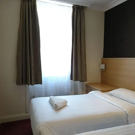 Hotel Mina House