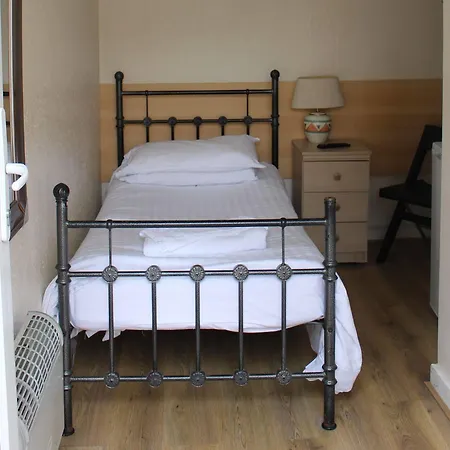 Debden Bed & Breakfast