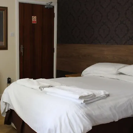 Debden Bed & Breakfast 3*