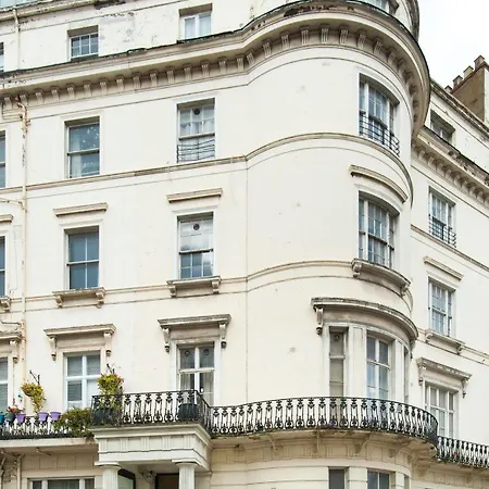 The Crescent Hyde Park Hotel