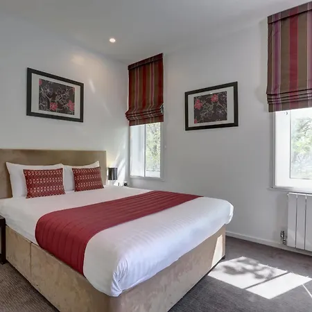 Euston Square Hotel 3*