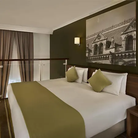 Citadines South Kensington 4*