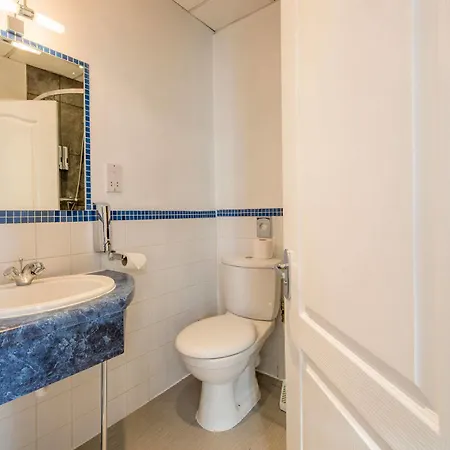The Melita 4*