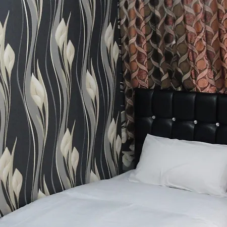 Pacific London Heathrow 2*