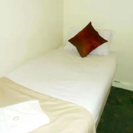 Pacific London Heathrow 2*