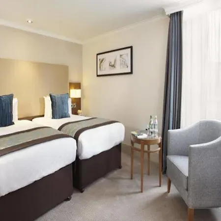 Hotel Thistle Trafalgar - Leicester Square 4*