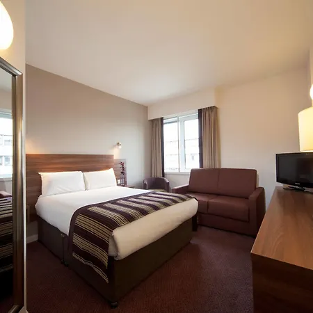 Leonardo London Hotel 4*