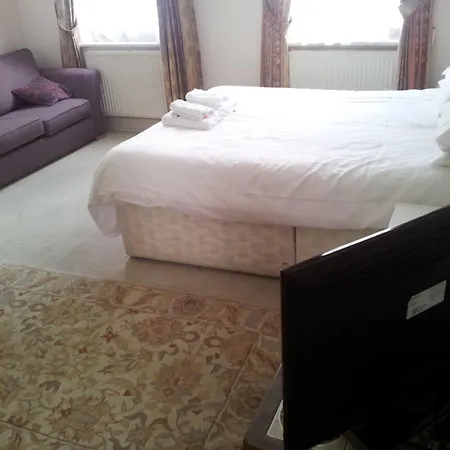Kensingtoncourt Apartahotel