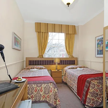 Admiral At Park Avenue Hotel London