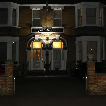 Hotel Manor House London