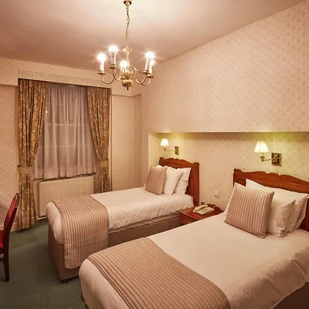 Hotel The Diplomat 3*