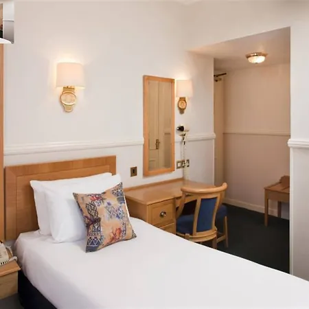 Hotel Berjaya Eden Park Londen