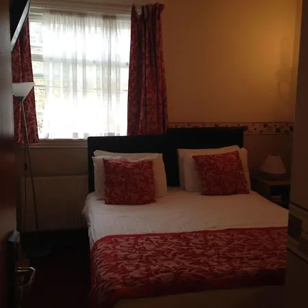 Glendale Hyde Park Hotel