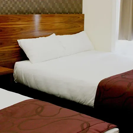 The Park Hotel 2*