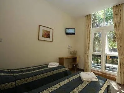 St Joseph Hotel