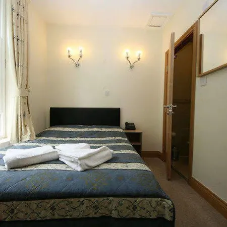 Hotel St Joseph 2*