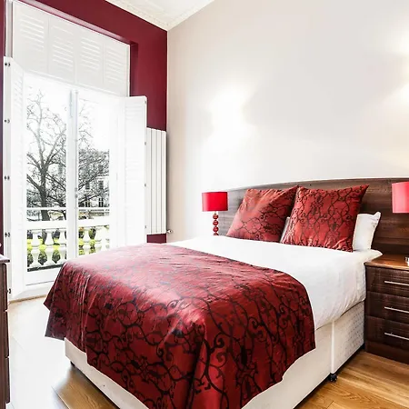 Pimlico Apartment *