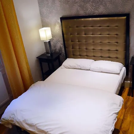 Barkston Earls Court London