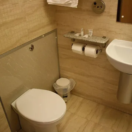 Eurotraveller Hotel- Express 3*