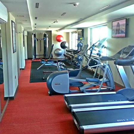Clayton Chiswick