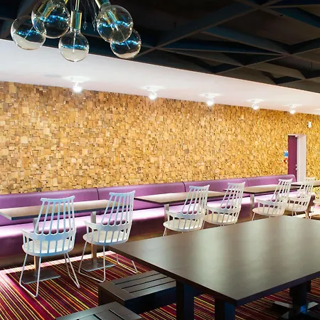 Hotel Yha Holland Park