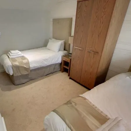 Mccafferty'S Guesthouse Ilford 3*
