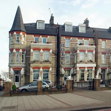 Szálloda Clapham South Dudley 2*