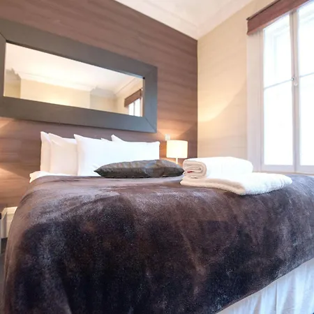 Knightsbridge 4*