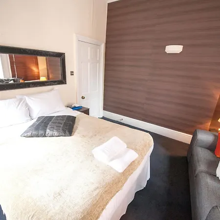 Knightsbridge Hotel 4*