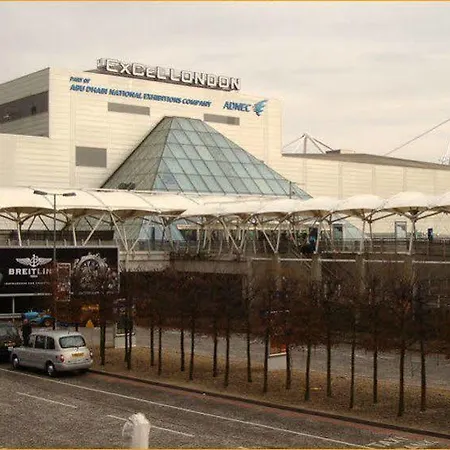 Fox Barking (Greater London)