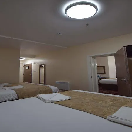 Hotell Lucky 8 Ilford