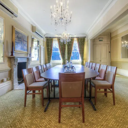 Harbour & Richmond 4*