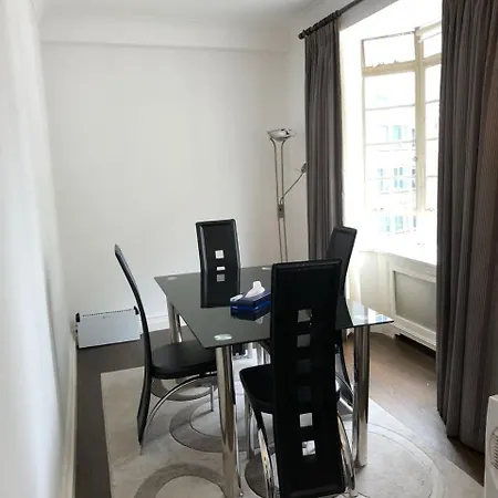 Apartment 141 Knightsbridge Park Mansions