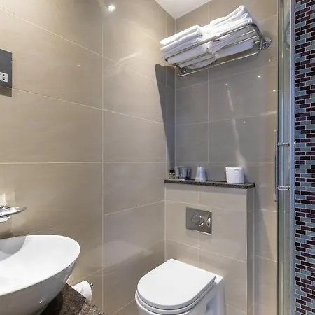Sidney London-victoria London